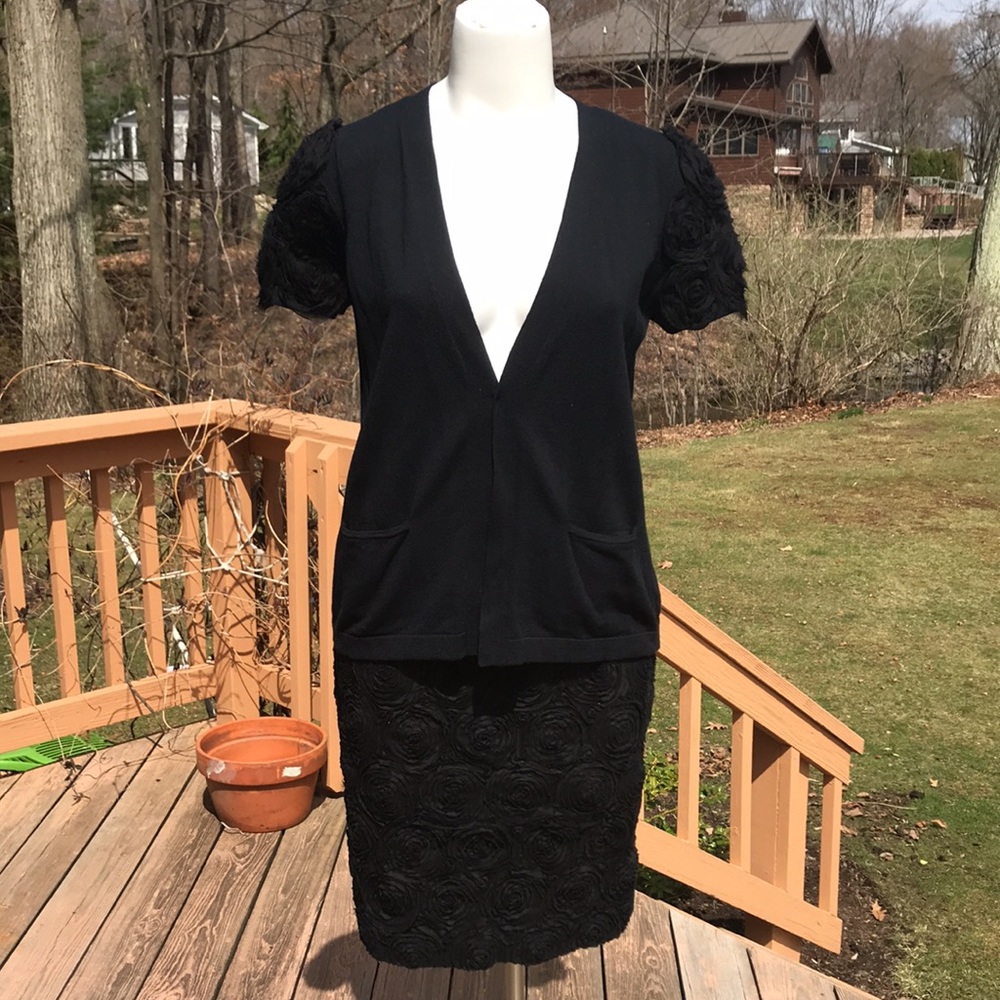 Saks Fifth Ave skirt & sweater set M